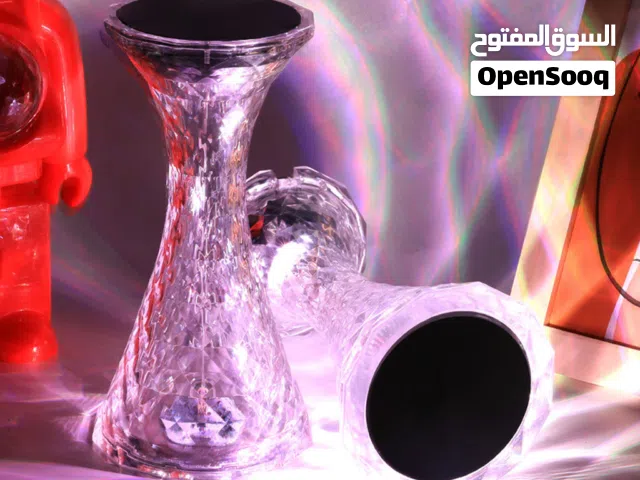 مصباح طاولة كريستالي صغير الحجم الوزن: 300 جم (صافي) – 430 جم (إجمالي). البطارية: 1