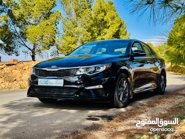 Used Kia K5 in Yafran