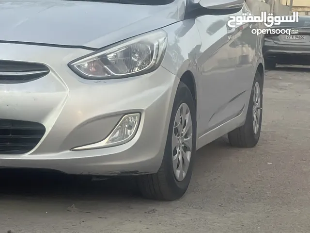 هونداي اكسنت رصاصي امريكي بدون حادث بيها دعاميات ثنين صبغ والدوسات والباقي وكالة