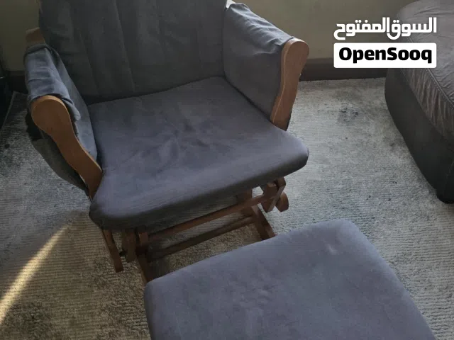 كرسي هزاز مع مسند