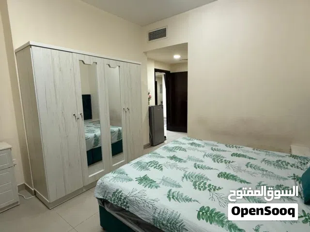 غرفة ماستر بفرش فندقي في شقة للبنات فقط بالتعاون