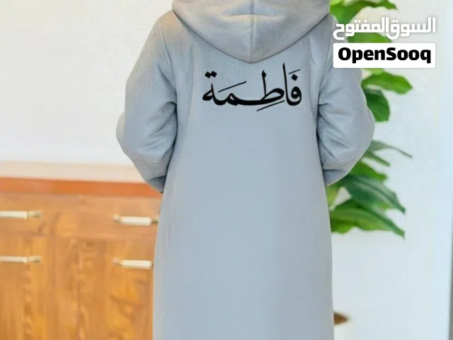 طباعة أسماء على فروة نسائية