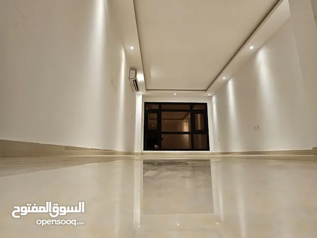 300m2 4 Bedrooms Villa for Sale in Muscat Al Maabilah