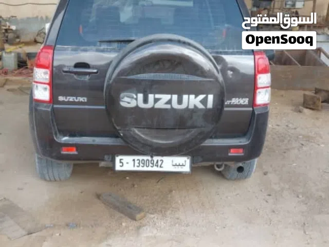 2013 سوزوكي جراند فيتارا DLX