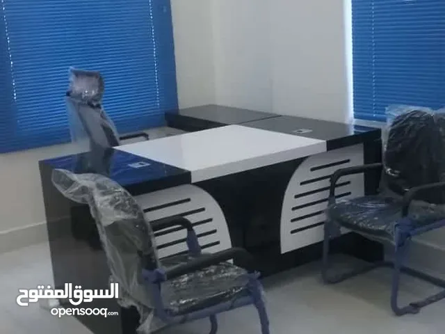 ادوات محل للبيع مكتب نظام محاسبي كراسي طابعات تخشيبة محل