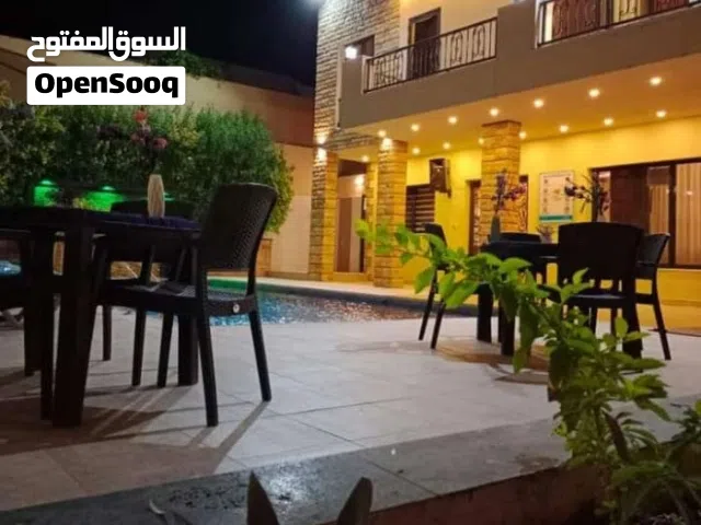 4 Bedrooms Chalet for Rent in Amman Airport Road - Manaseer Gs