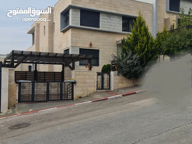 250 m2 3 Bedrooms Townhouse for Sale in Ramallah and Al-Bireh Dahiat Al Rayhan