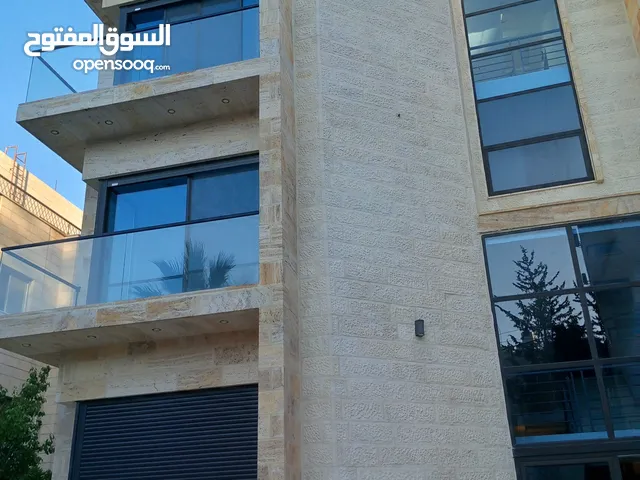 220m2 3 Bedrooms Apartments for Sale in Amman Shmaisani