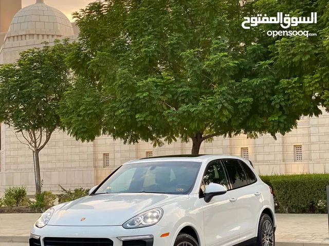 Porsche Cayenne Cayenne in Muscat