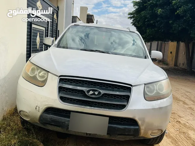 Used Hyundai Santa Fe in Tripoli