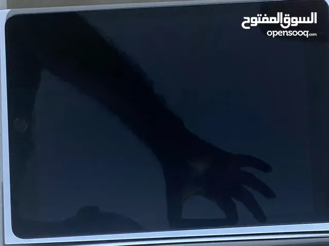 Apple iPad 8 32 GB in Basra
