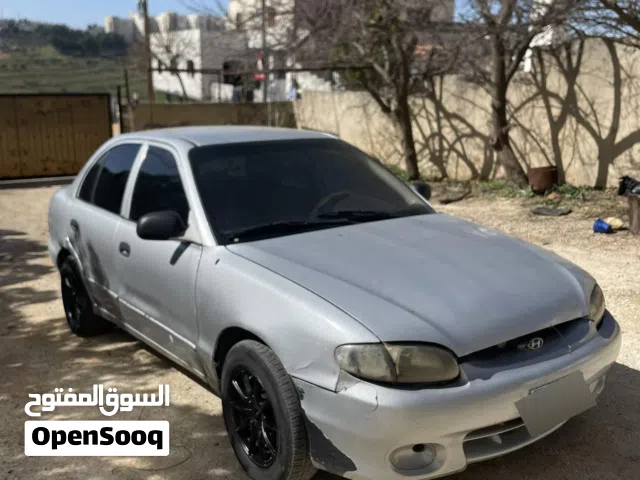 1997, هيونداي, اكسنت, Standard