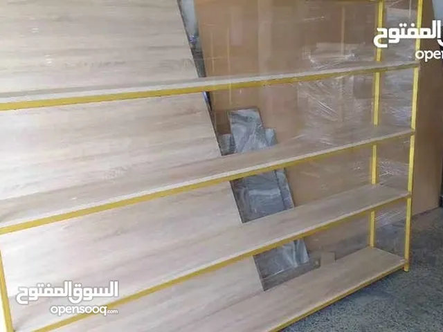 ارفف حديد مستعمل استعمال خفيف اثنين واحد مقاس 3 متر والثاني مقاس 2.80 متر