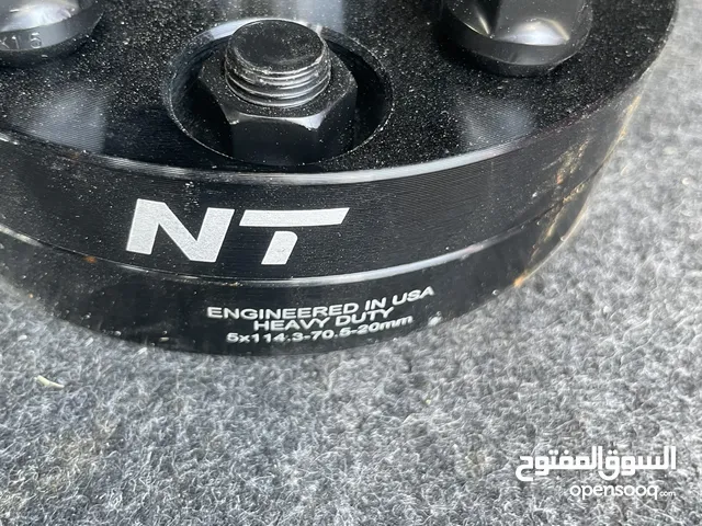 سبيسرات لي البيع