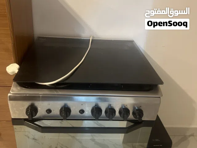 grey working oven
