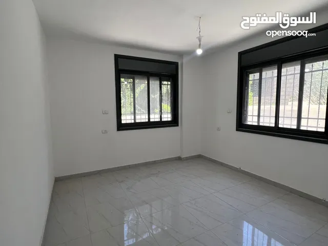 160 m2 2 Bedrooms Apartments for Sale in Ramallah and Al-Bireh Ein Munjid