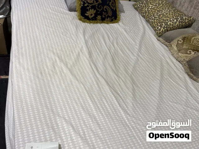 سرير حديد بو نفرين معا اسفنج 190/150