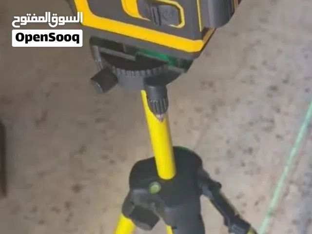 جديد بالاسواق ....... الليزر الصناعي ( 12 خط )الذي يلزم كل صنايعي   ليزر مرفق معه بطارية عدد 2