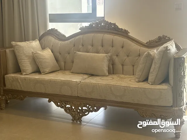 كراسي وغنفات بن كرم