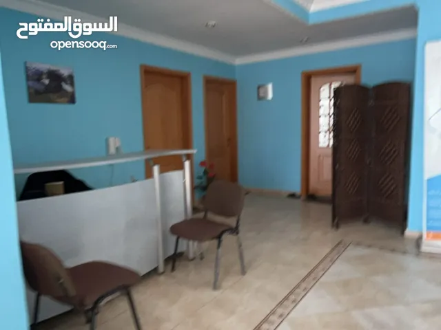 مكتب مؤثث للإيجار الشهري للشركات أو المؤسسات