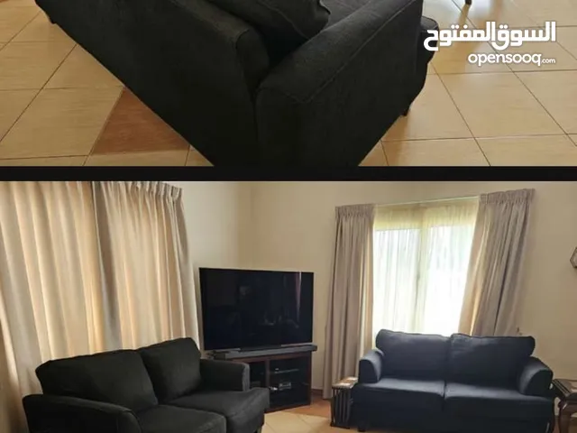 كنبايات شبه جديد لون اسود