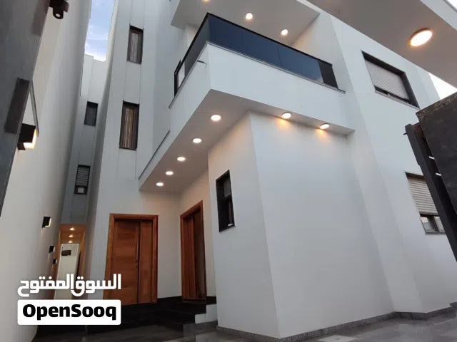 500 m2 More than 6 bedrooms Villa for Sale in Tripoli Souq Al-Juma'a