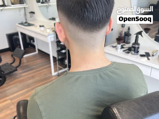 حلاق رجالي متنقل،