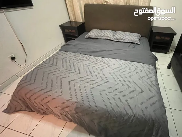 Bedroom Bed and Dresser