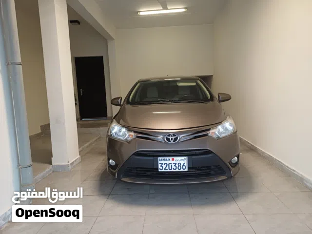 2017 Toyota Yaris E