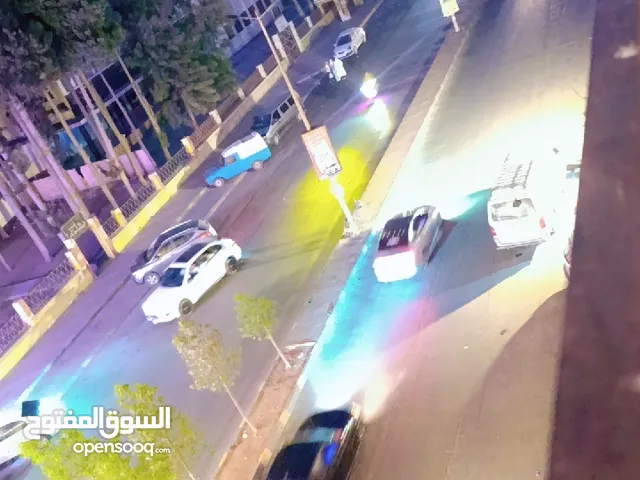 منزل للبيع من المالك مباشرة  اكساء جيد جداً  منطقة حيوية إطلالة على الشارع الرئيسي