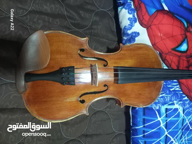 كمنجة كارل هوفنر