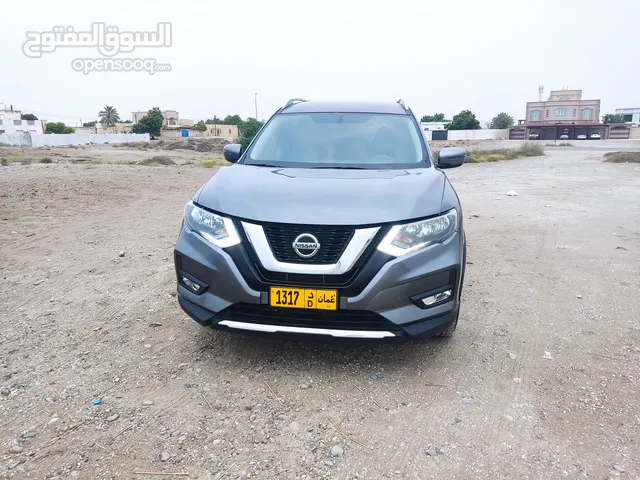 Used Nissan Rogue in Al Batinah