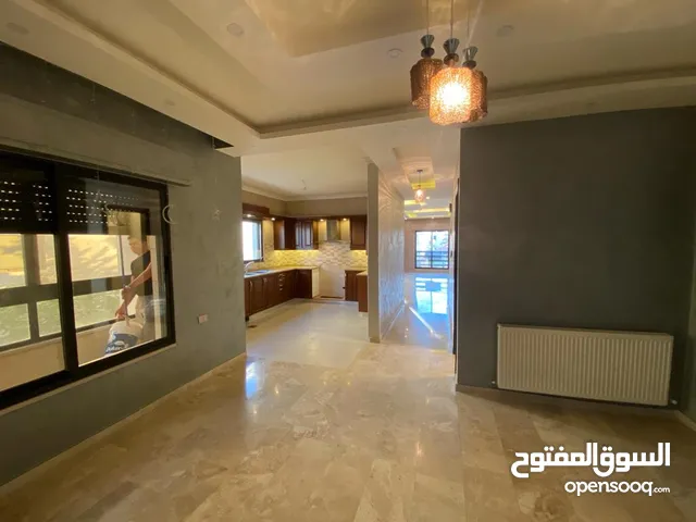 176 m2 3 Bedrooms Apartments for Rent in Amman Airport Road - Manaseer Gs