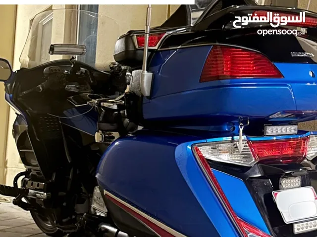 دباب هوندا Gold Wing للبيع في أبو ظبي : دراجات مستعملة وجديدة : ارخص الاسعار