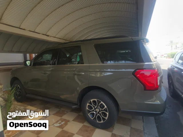 2024 فورد اكسبيديشن XLT