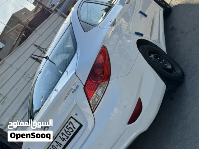 اكسنت خليجي 2012 مكفولة للبيع