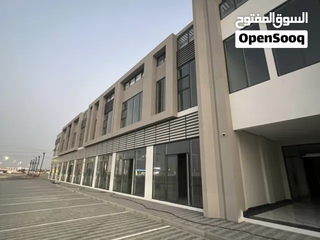 محل جديد للإيجار