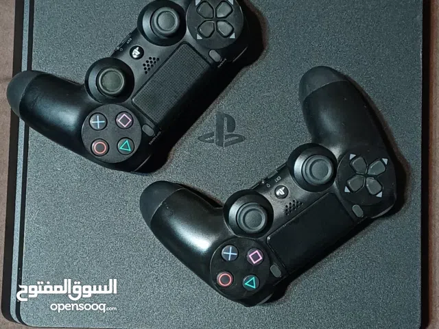 ps4 slim like new very clean 3 controllers 9 games