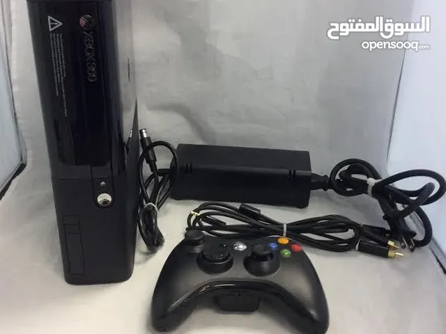 Xbox 360 للبيع – نقي بزاف + Manette