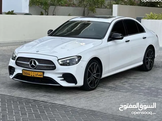 Sedan Mercedes Benz in Muscat