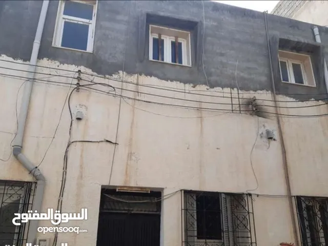 120 m2 More than 6 bedrooms Townhouse for Sale in Tripoli Bab Al-Azizia