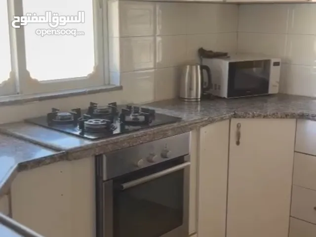 شقه رووف مفروشة بالكامل شارع مار شاربيل / وادي معالي - Fully Furnished Apartment St. Charbel Street