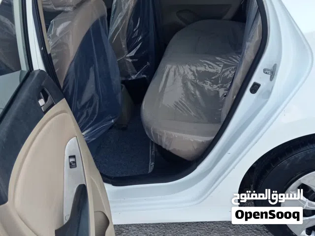 2015 هيونداي اكسنت SEL