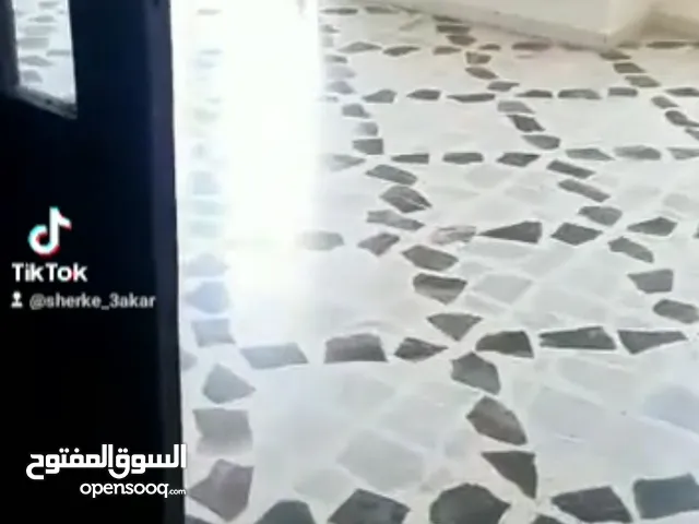 شقه غير مفروشه برجا