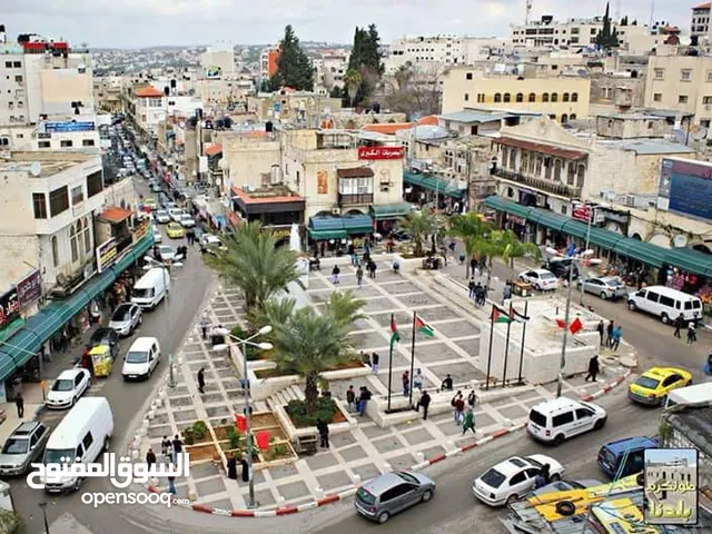 محل في وسط طولكرم للخلو والإيجار - بالقرب من السوق ومفرق التفال
