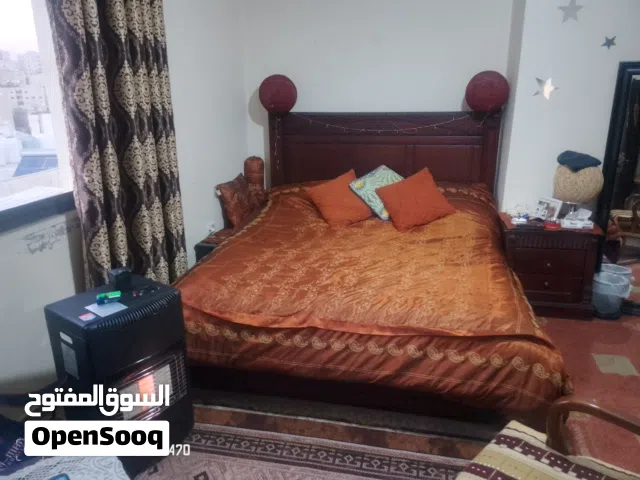 غرفه نوم عائلية كامل تفصيل مع فرشه  بحاله ممتازه بسعر مناسب