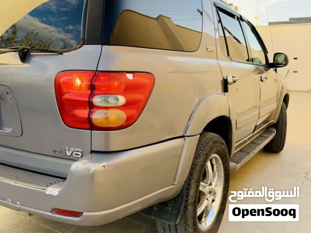 2004 تويوتا سيكويا SR 5
