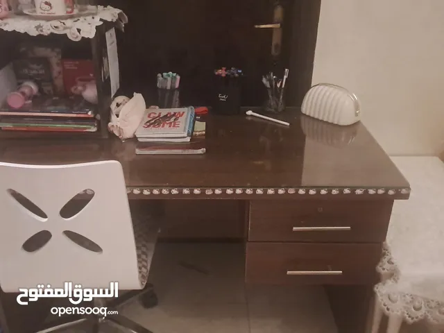 مكتب  دراسي