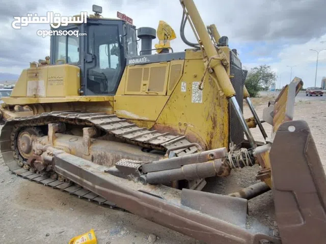بلدوزر مستعمل كوماتسو D155AX-6 للبيع موديل 2011