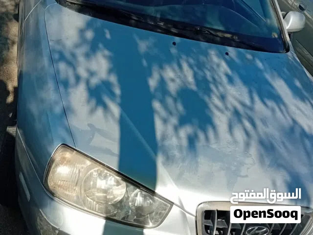 2001, هيونداي, افانتي, Standard